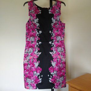 ELLE SLEEVELES FLORAL FITTED DRESS.NWT